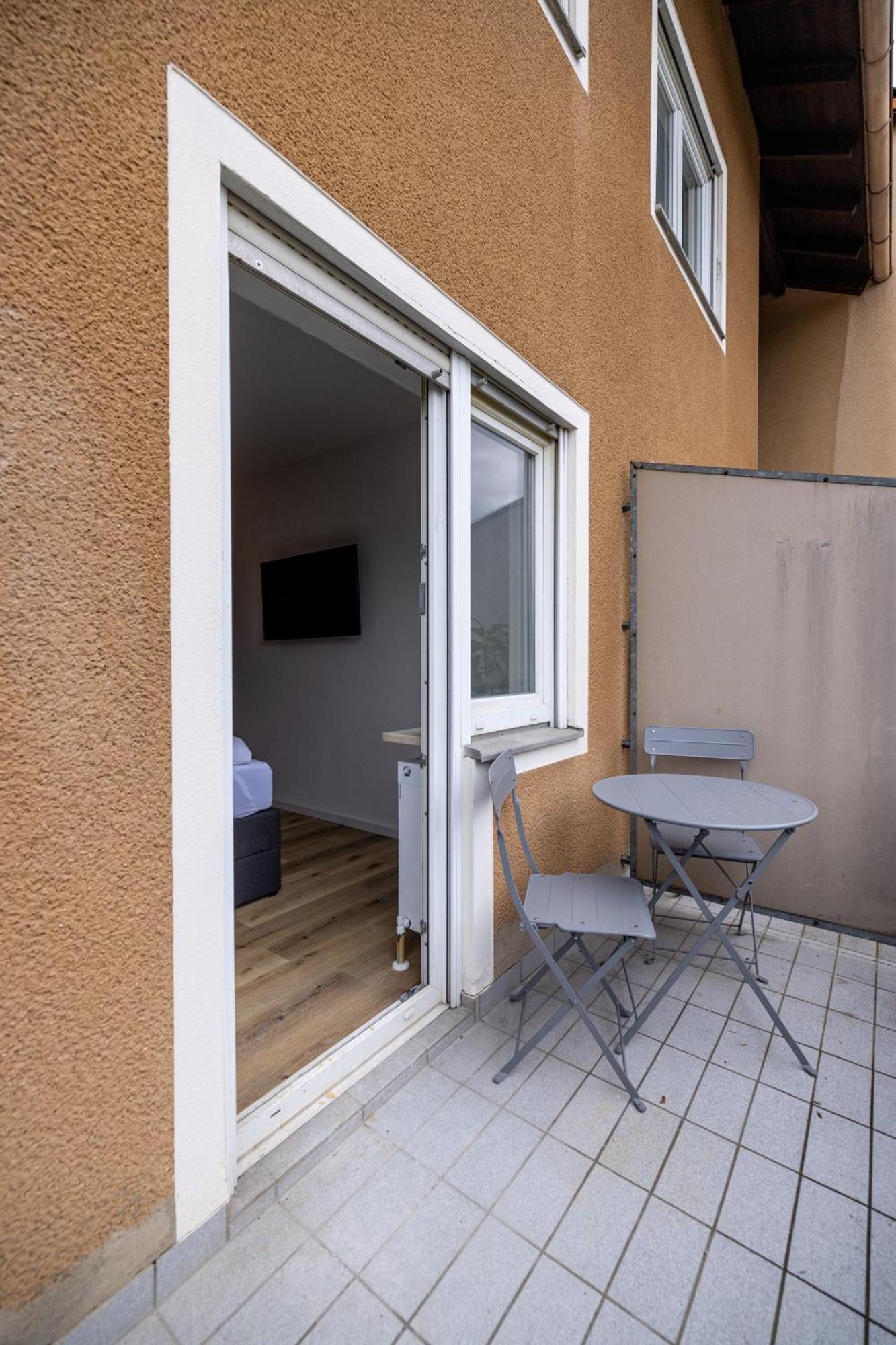Kleines Apartment Mit Balkon Wurzburg Exterior photo